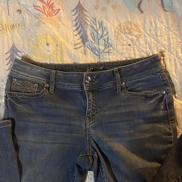 Apt 9 embellished Women's bootcut jeans - Picture 3 of 7